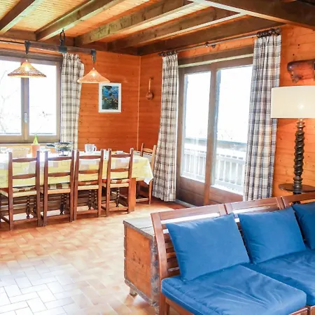 Chalet Les Tromberes * Bionnay
