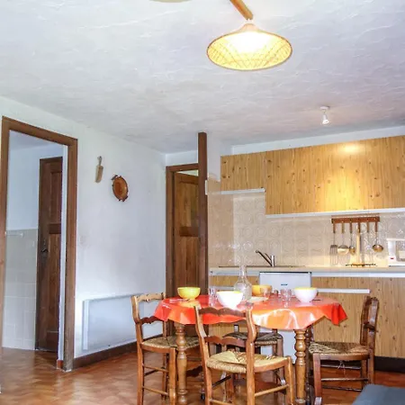 Chalet Les Tromberes * Bionnay